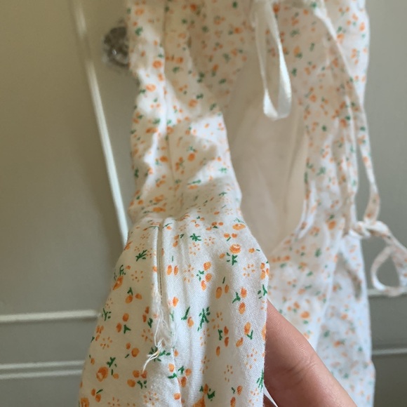 Princess Polly halter dress! - Picture 5 of 6